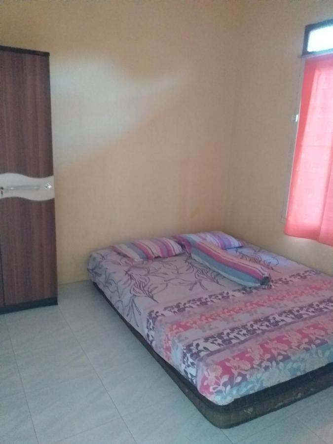 Kenangan Guest House Sabong Exterior foto