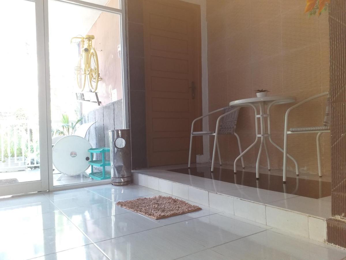 Kenangan Guest House Sabong Exterior foto