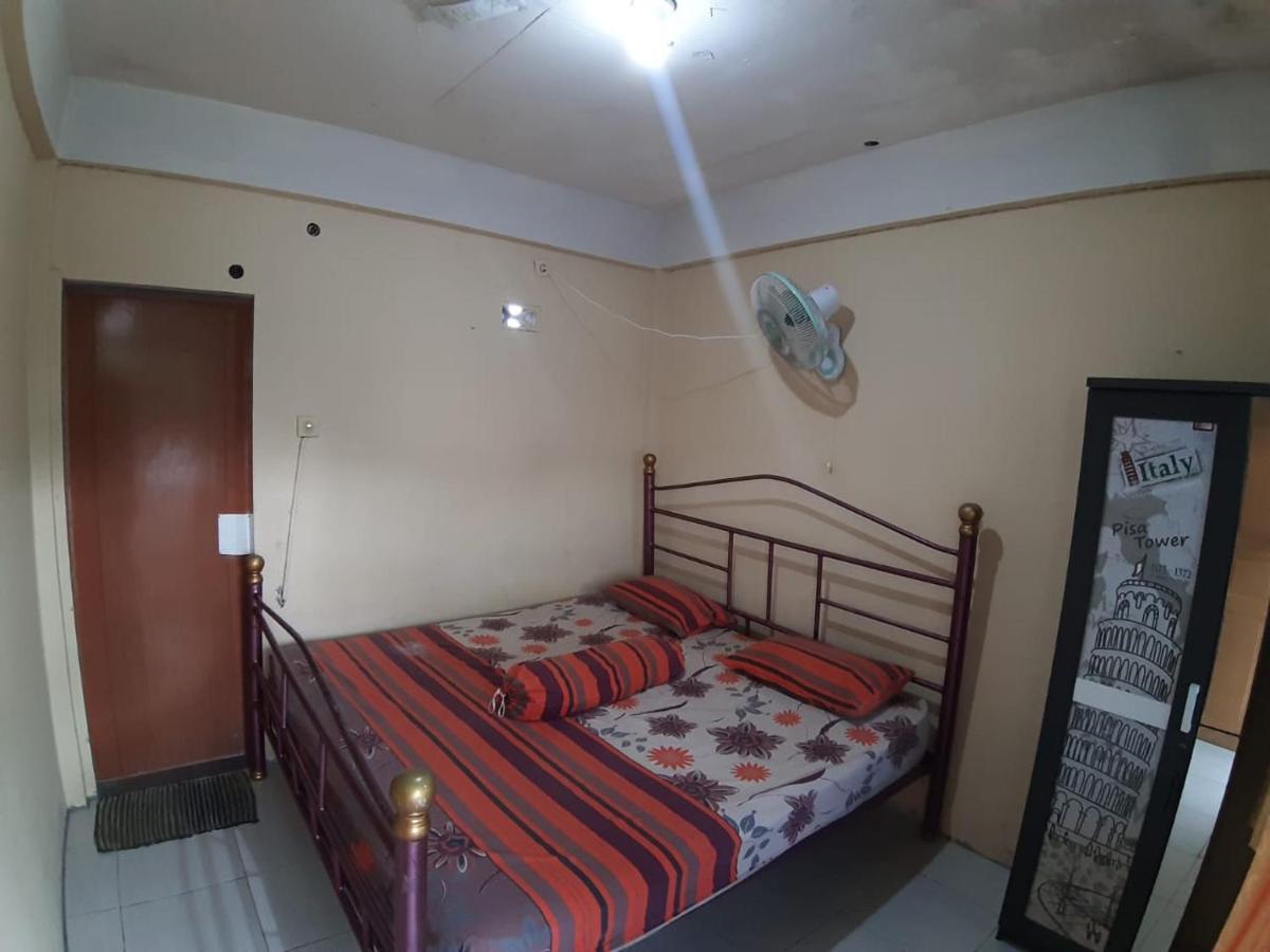 Kenangan Guest House Sabong Exterior foto