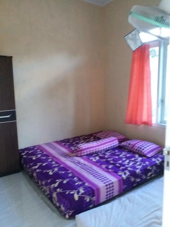 Kenangan Guest House Sabong Exterior foto